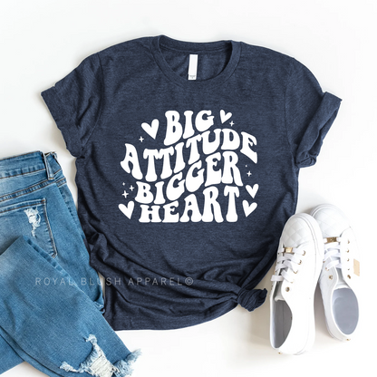 T-shirt unisexe détendu Big Attitude Bigger Heart