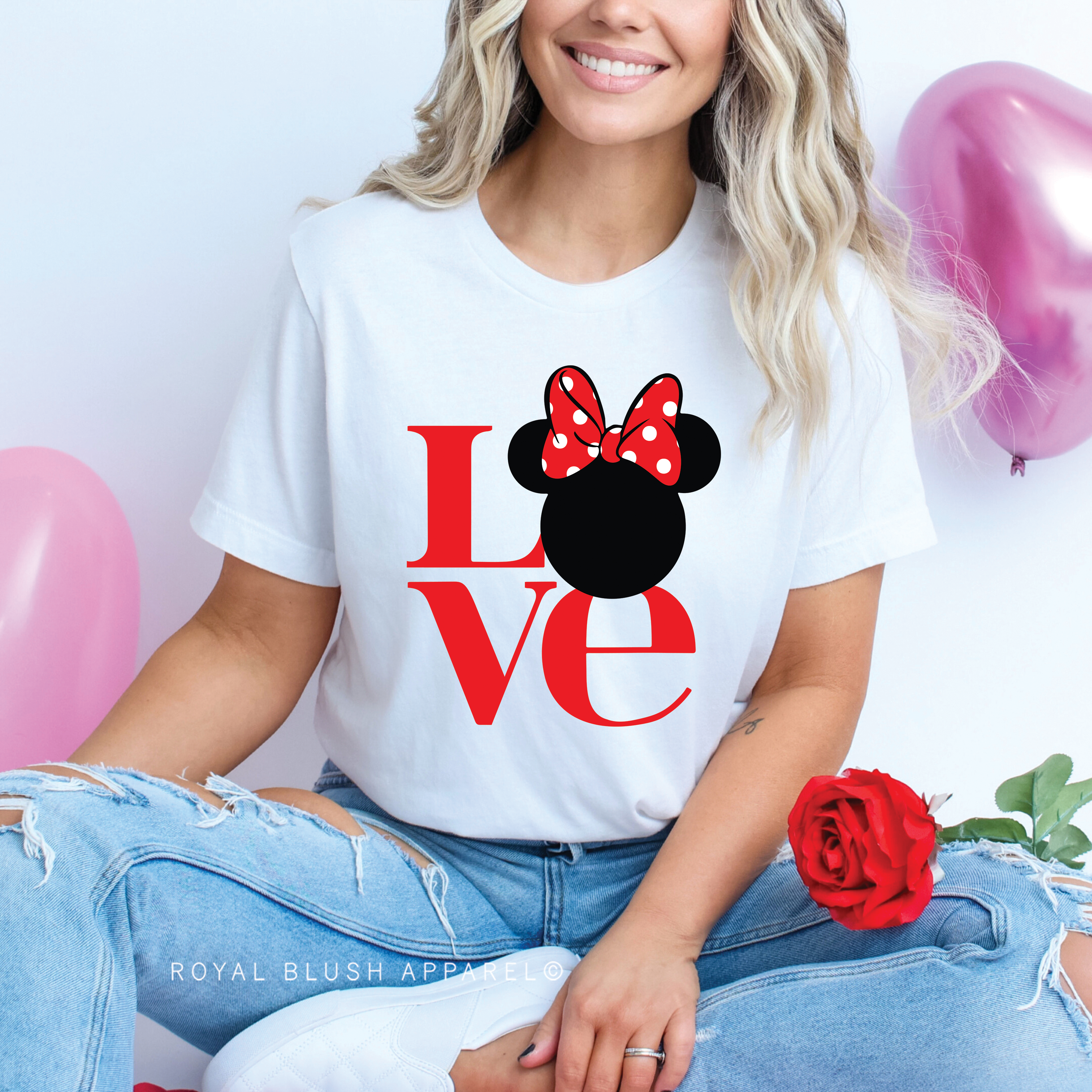 Minnie LOVE Relaxed Unisex T-shirt