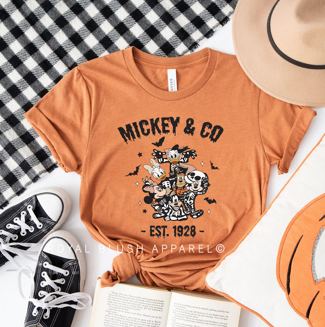 Mouse &amp; Co Relaxed Unisex T-shirt