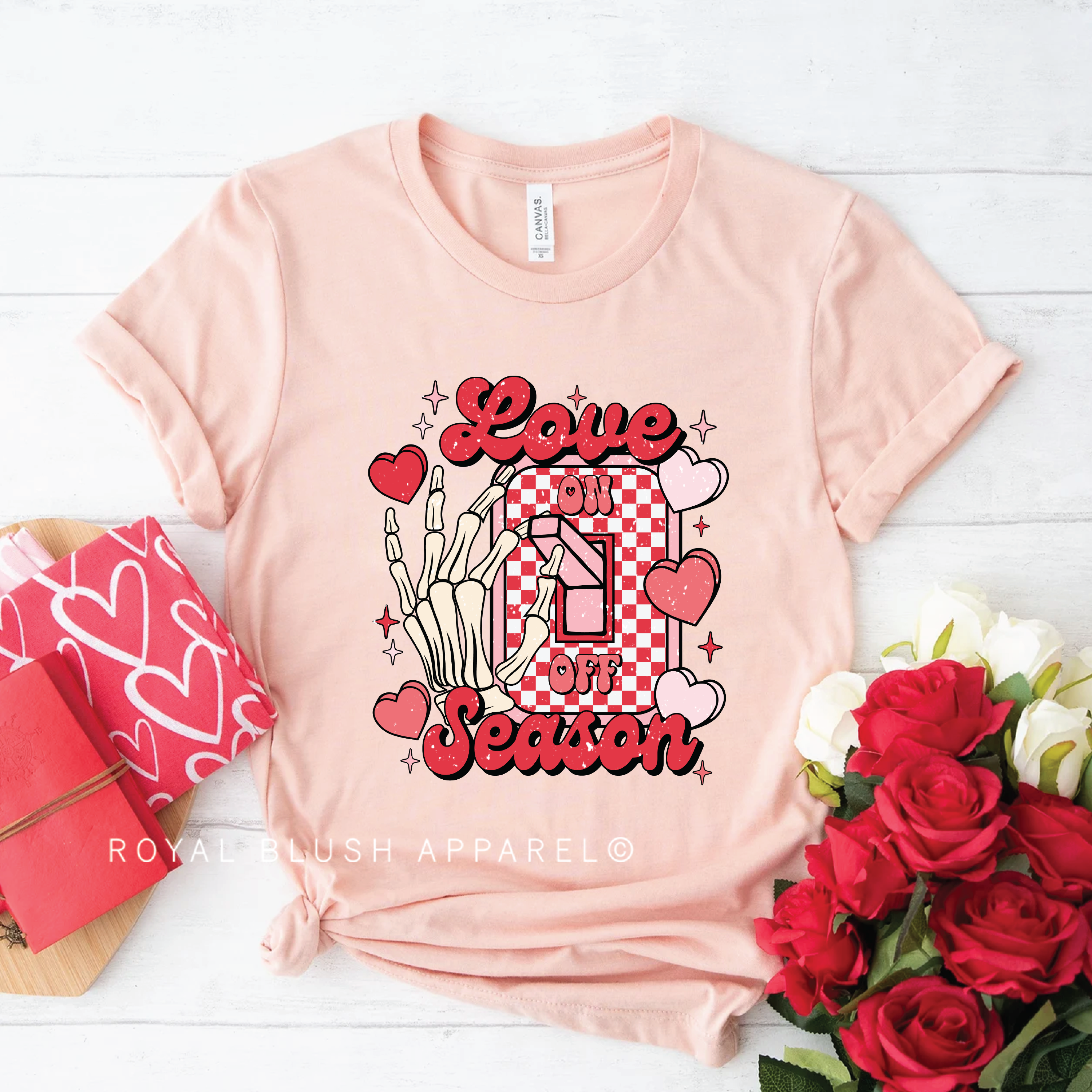 Love Season ON Relaxed Unisex T-shirt