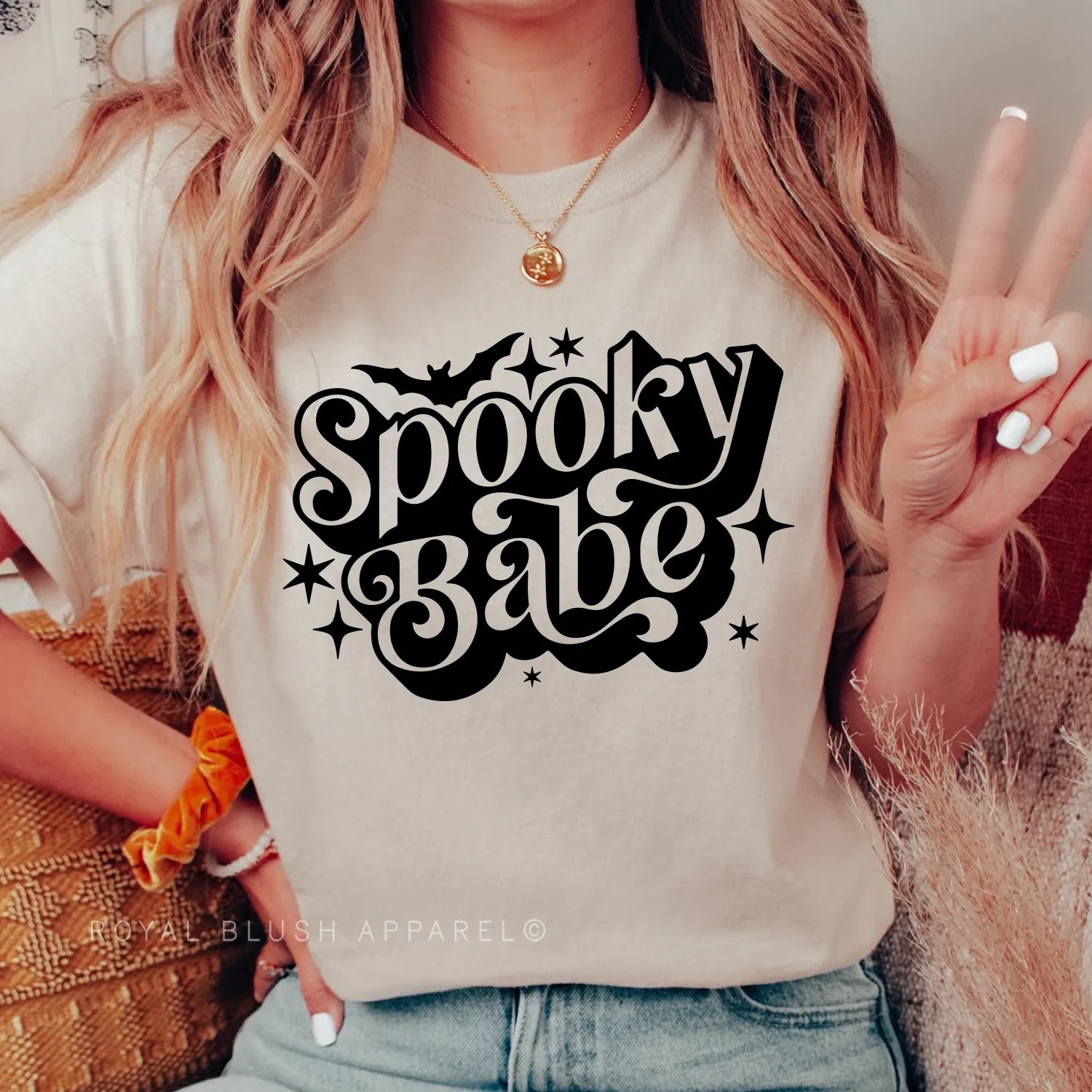 Spooky Babe Relaxed Unisex T-shirt