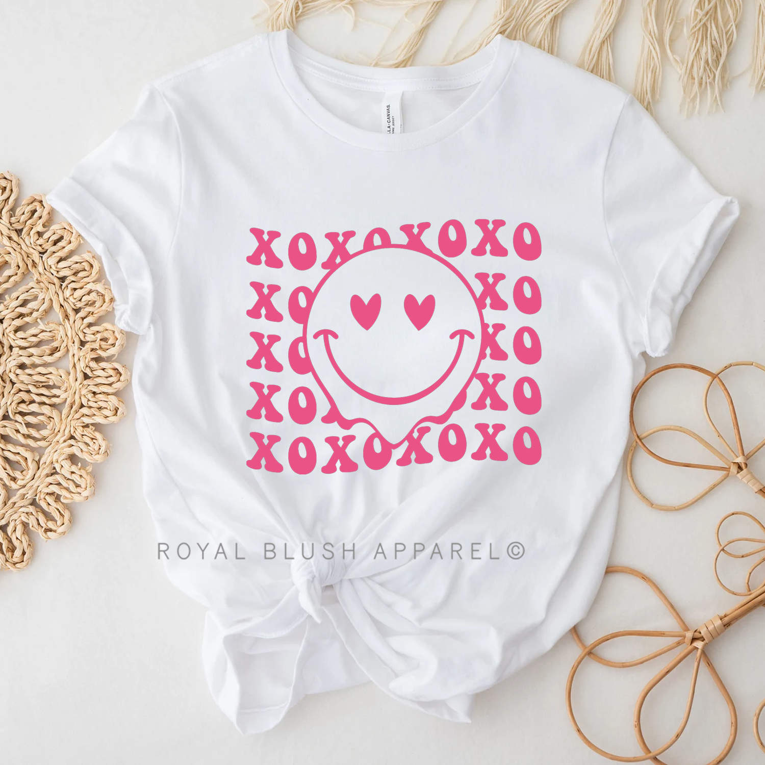 XOXO Smiley Relaxed Unisex T-shirt