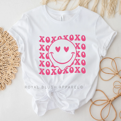 XOXO Smiley Relaxed Unisex T-shirt